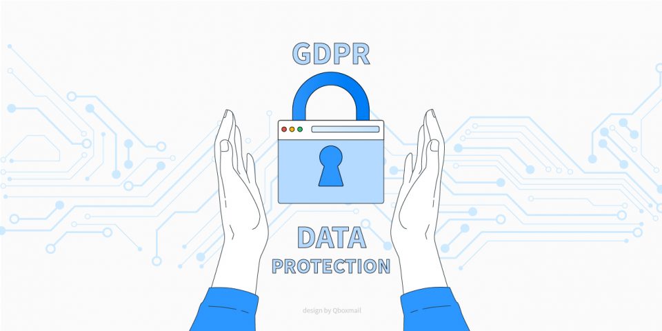 Illustrazione con un lucchetto etichettato ‘GDPR’ e ‘Data Protection’, protetto da due mani a simboleggiare la salvaguardia dei dati personali
